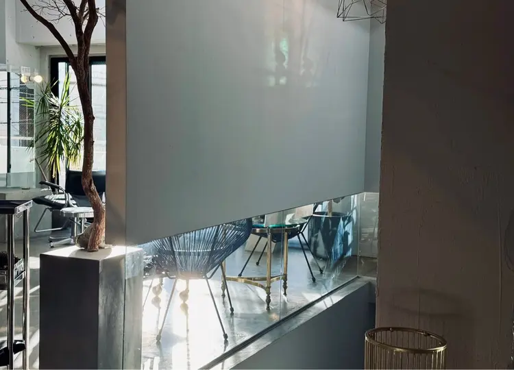 KONの内観・外観2