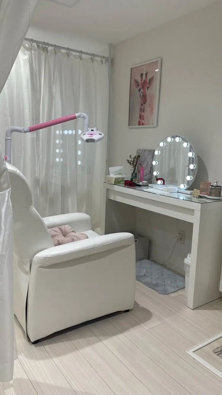 エクシアホワイトニング平岸店の内観・外観1