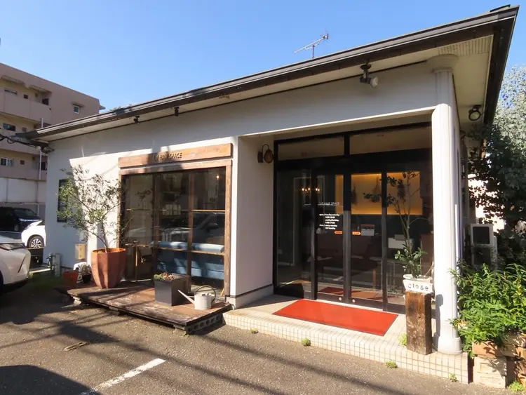 1/f hair spaceの内観・外観1