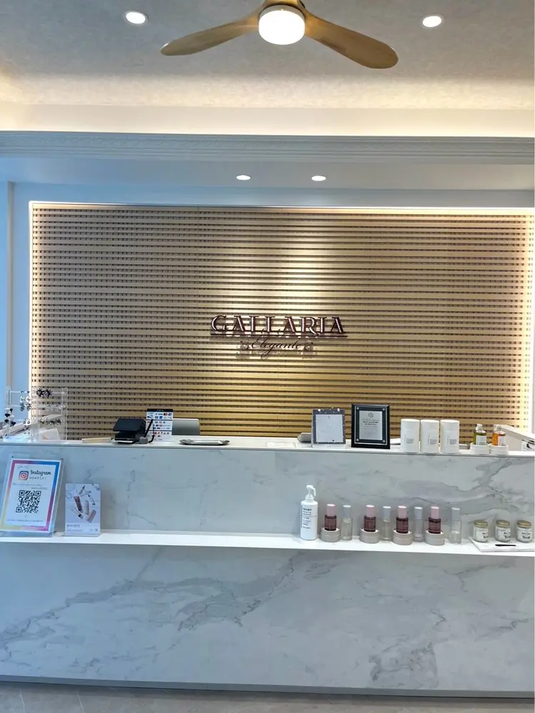 GALLARIA Elegante 栄店の内観・外観1