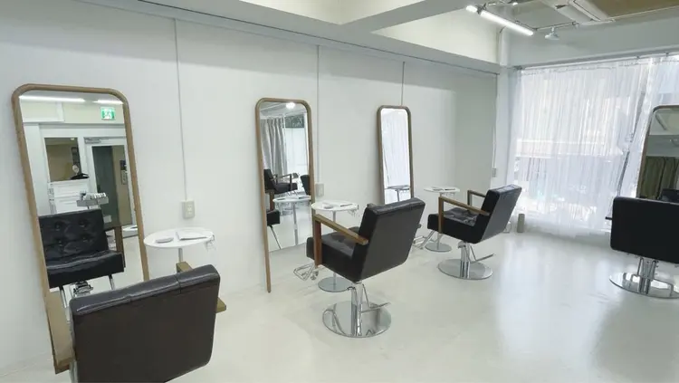 Una並木坂 透明感カラー&髪質改善&韓国ヘアの内観・外観1