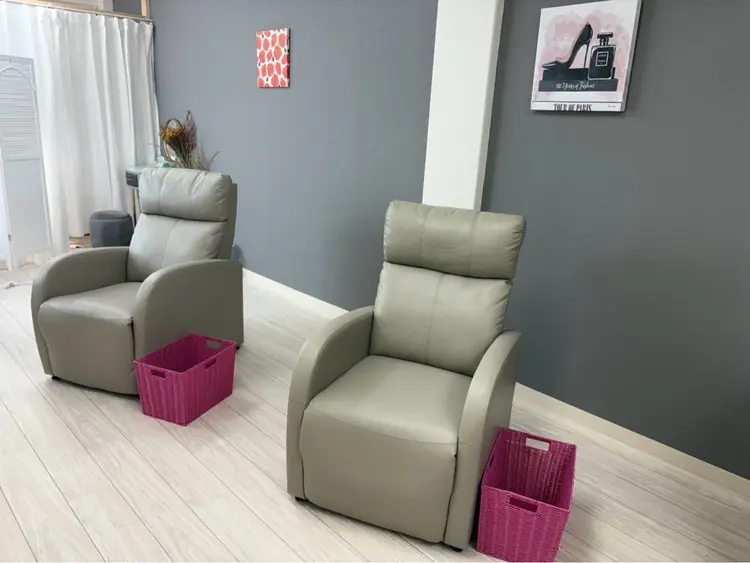 eye・nail salon fixlash 江坂店の内観・外観1