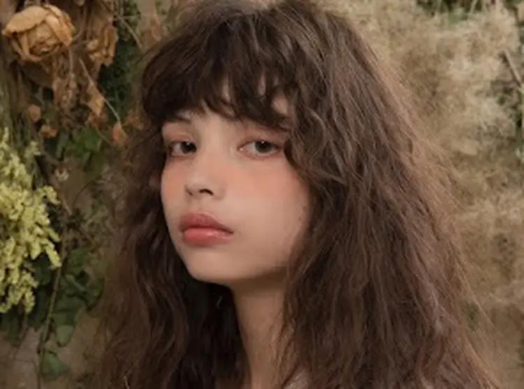 emueの内観・外観1