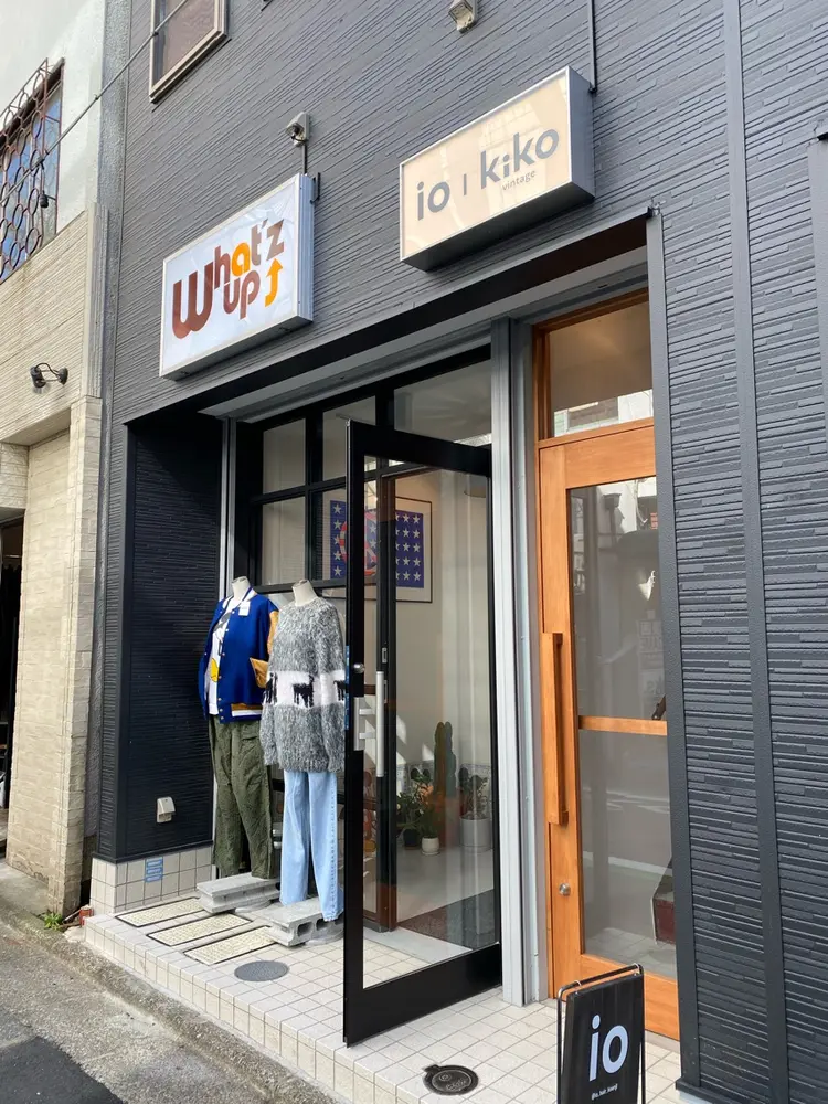 ioの内観・外観1