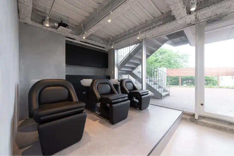 SALOWINの内観・外観3