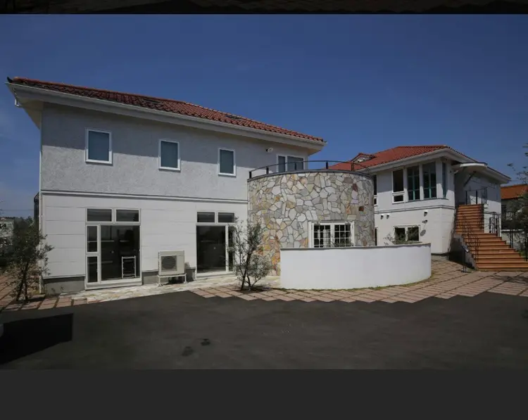 リトルサイエンティストの内観・外観1