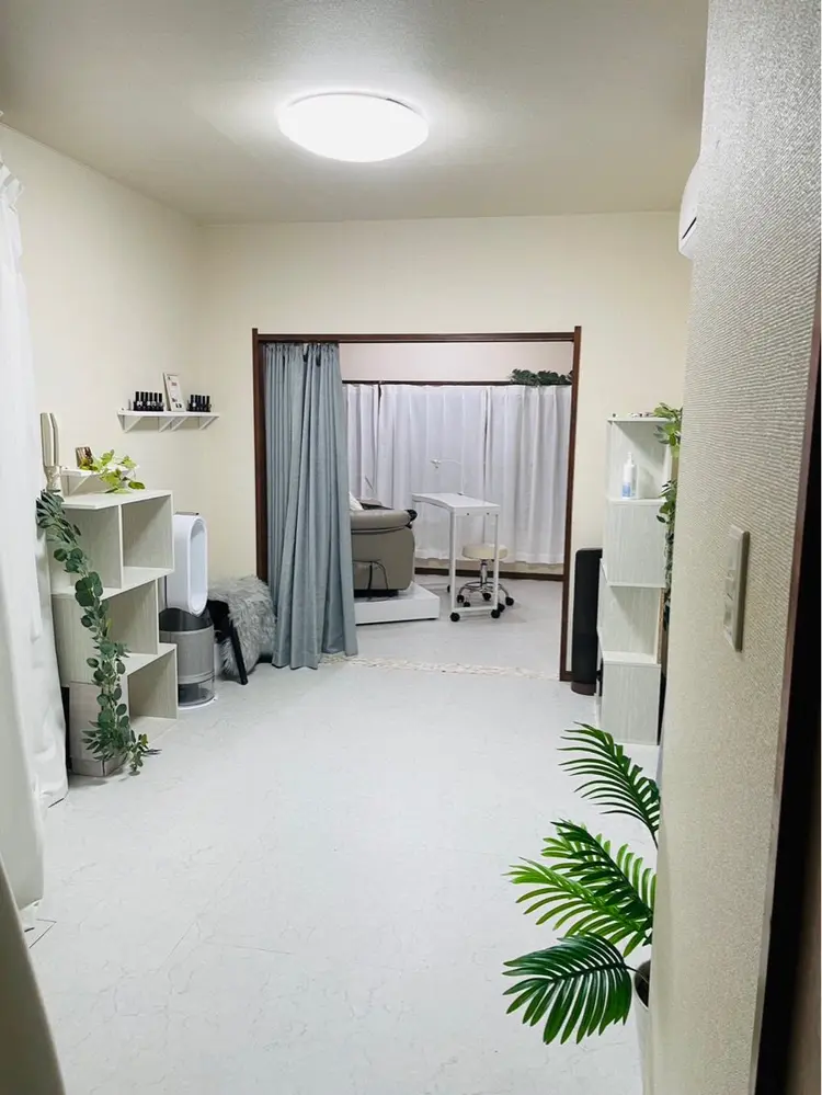 beauty salon Currenの内観・外観1