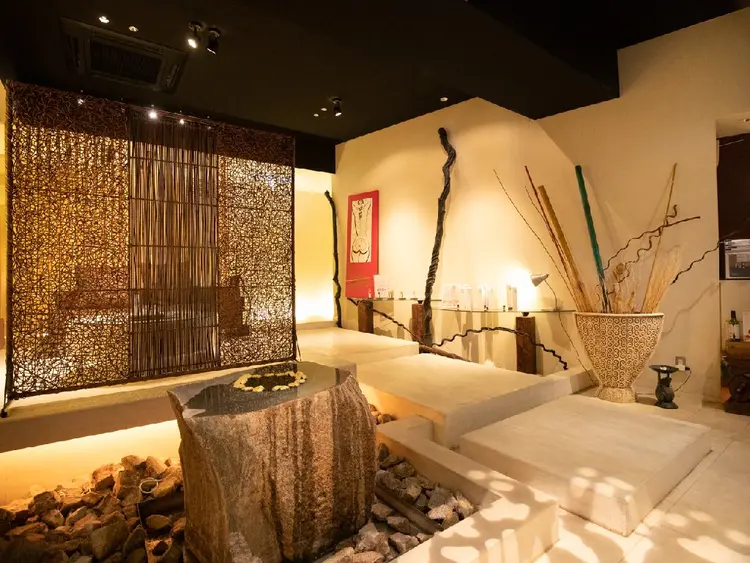 ブエノスカリンの内観・外観2