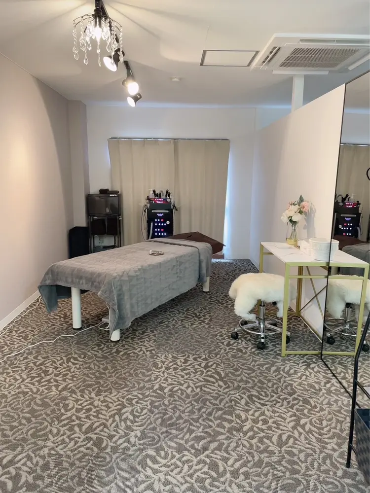 Bodymakesalon Uniの内観・外観2