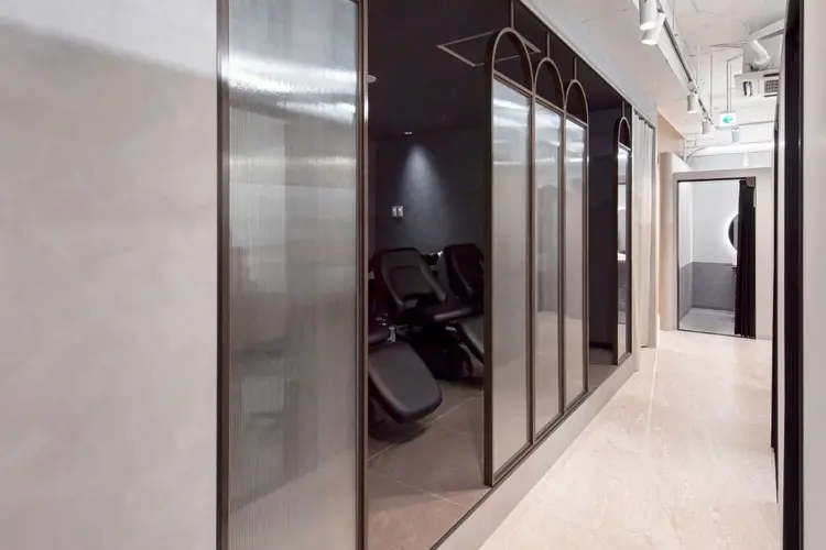 EMANON池袋3rdの内観・外観2