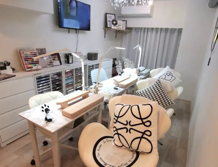 LULU Nail  Salon 新宿の内観・外観3