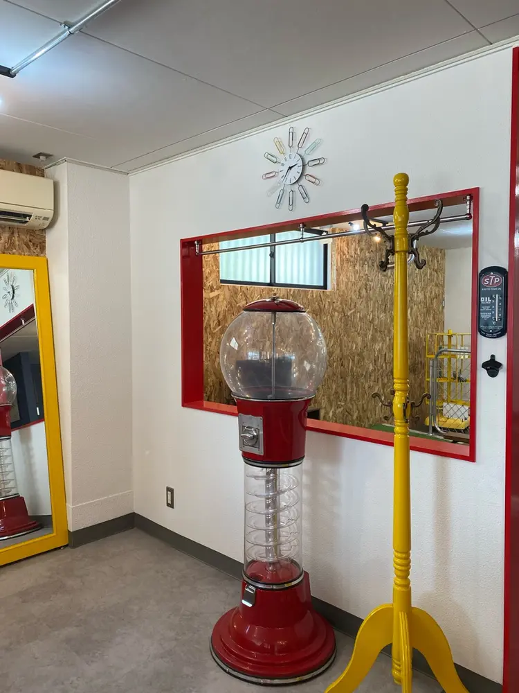 HAIR    STUDIO BIBBIDIの内観・外観2