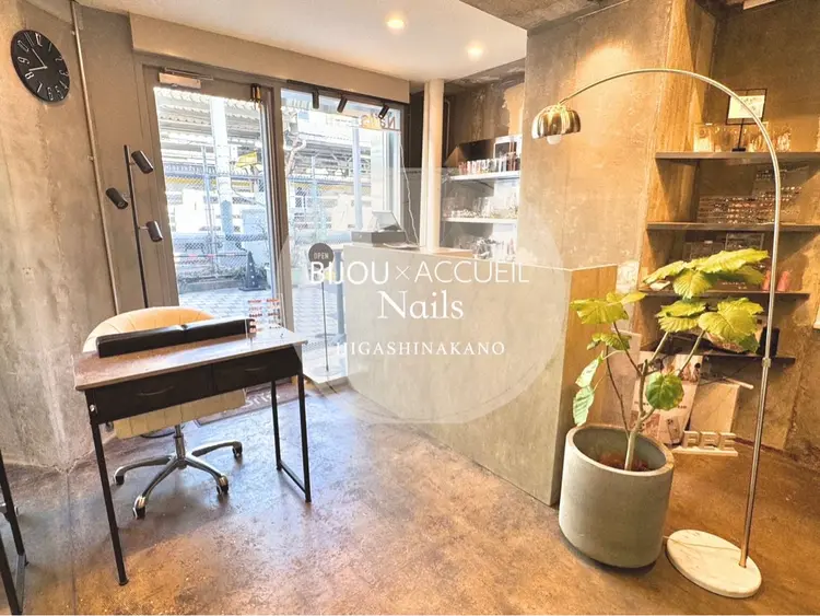 ビジューバイアクイユネイルズ東中野店の内観・外観1