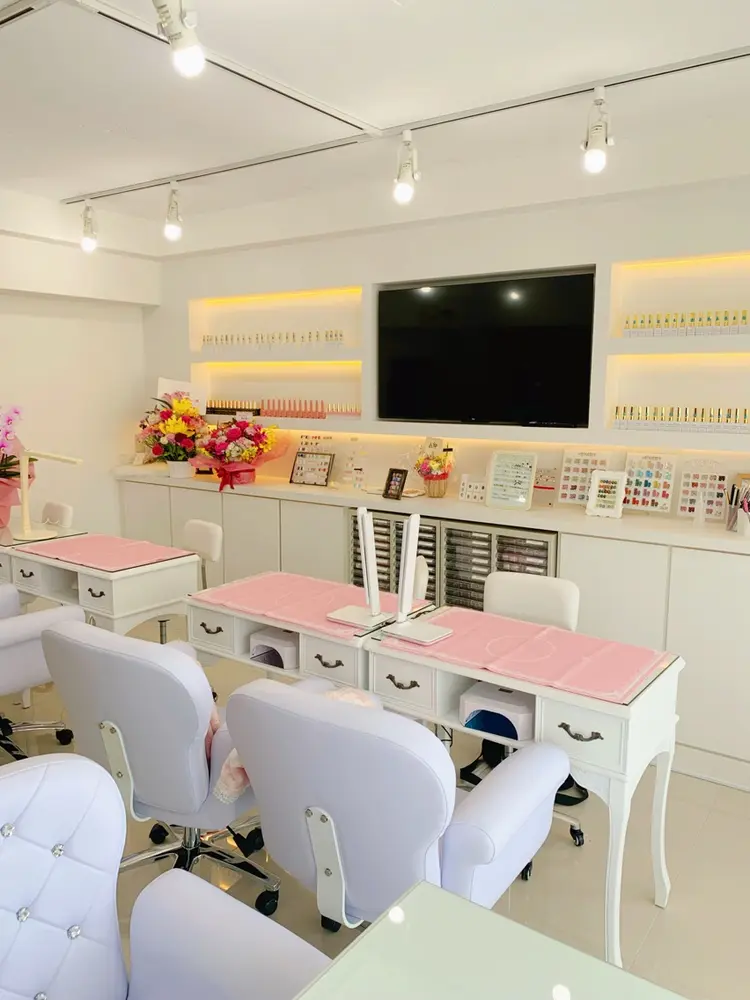 H'ami nail salonの内観・外観1