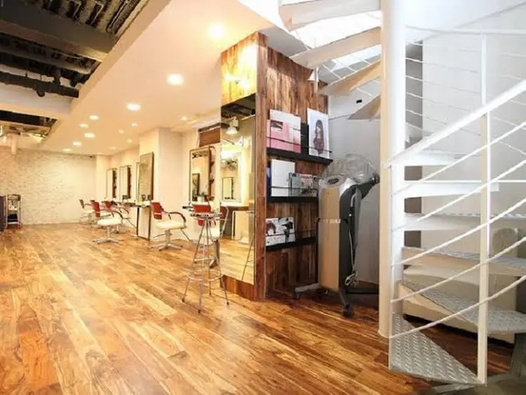 HAIR&MAKE SeeK 八王子店の内観・外観3