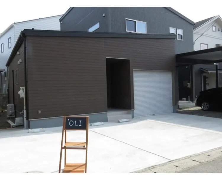 'OLIの内観・外観1