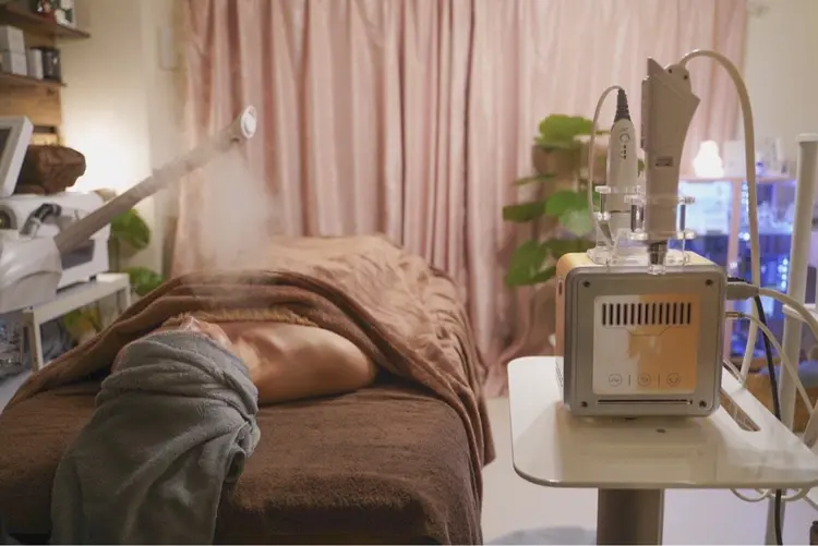 隠れ家サロンrelax and chillの内観・外観1