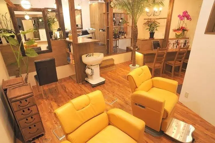 Hair Salon WEEDの内観・外観2