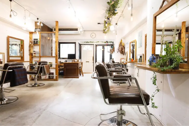 RICCA hair &　makeupの内観・外観2