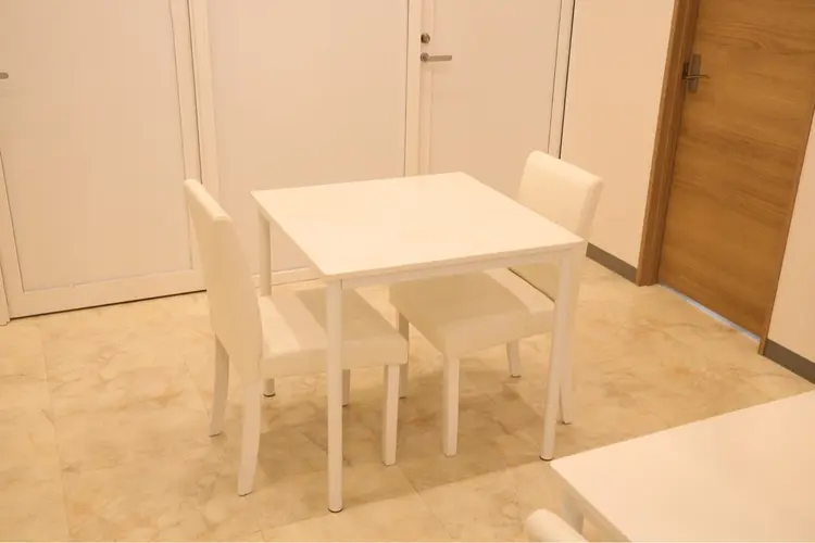 ニキビ専門サロンoliss新宿店の内観・外観3