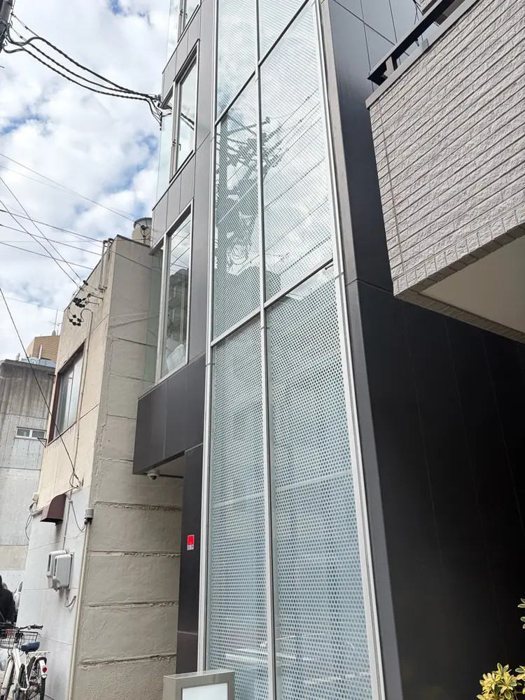 16°の内観・外観2