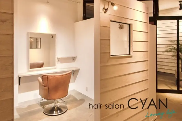 hair salon CyANの内観・外観2