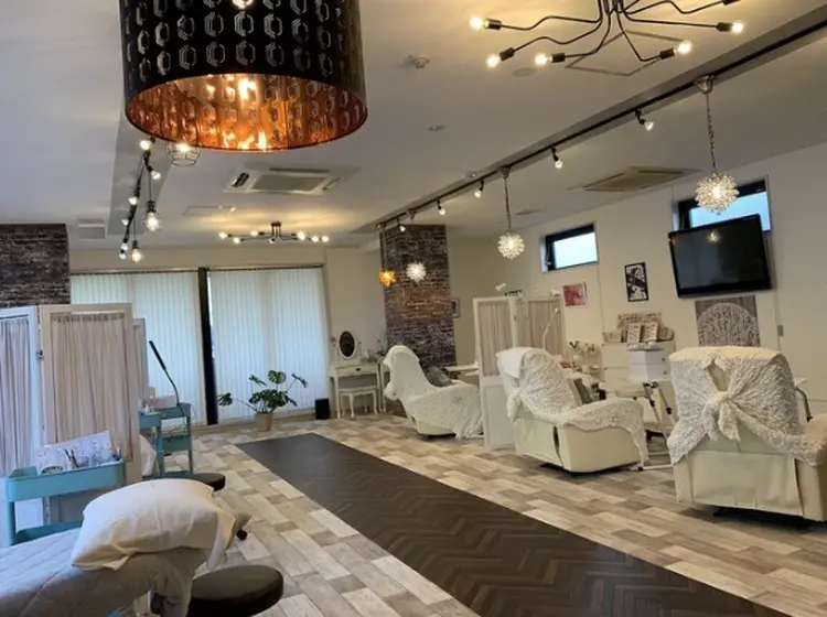 Nail & Eye Lash Salon vivi久留米店の内観・外観2