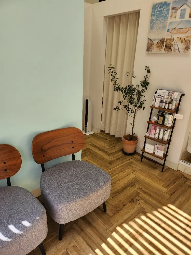 Eyelash&Waxing Veryの内観・外観1