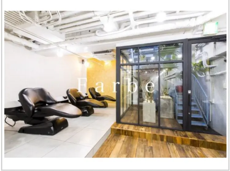 Farbeの内観・外観2