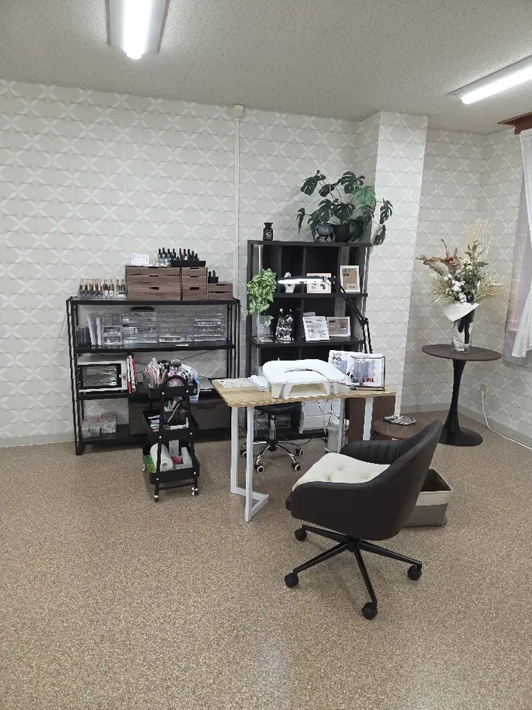 Nail salon LEVALO【レヴァロ】の内観・外観1