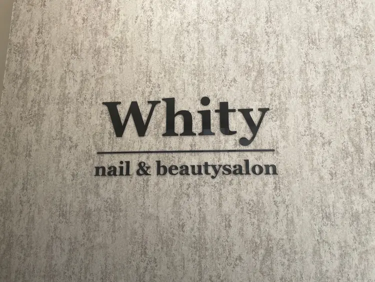 Whityの内観・外観1