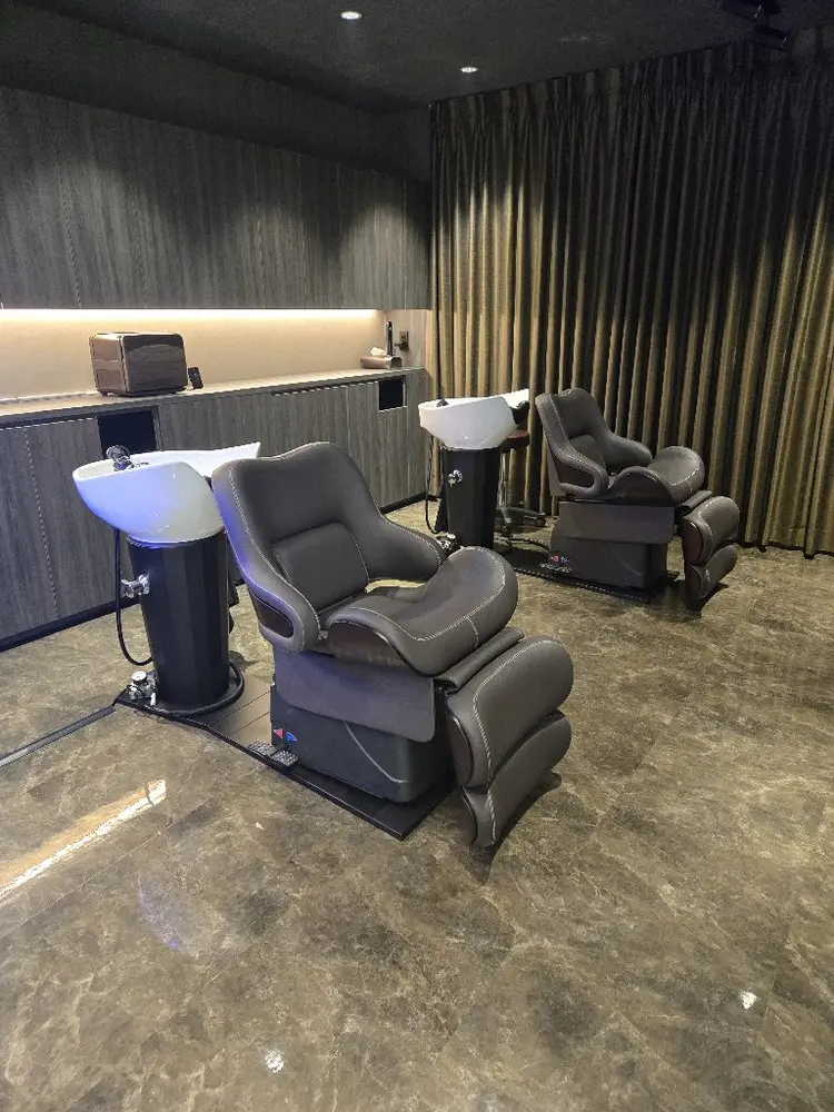 LucksiMie Ginzaの内観・外観2