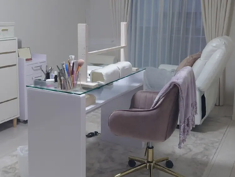 Nailsalon Kotillの内観・外観1