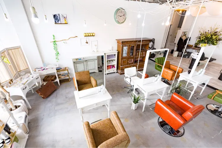 SALTOの内観・外観1