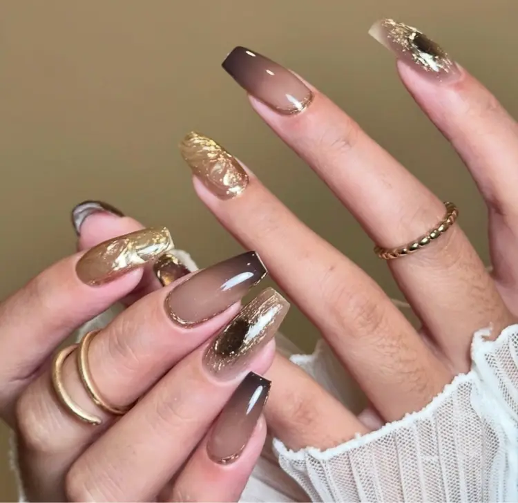 ちりんネイルの内観・外観2