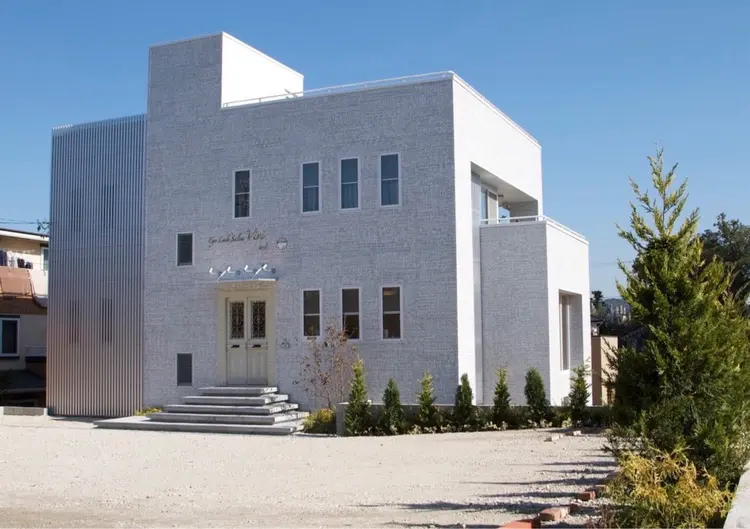 Vivian岡崎店の内観・外観1