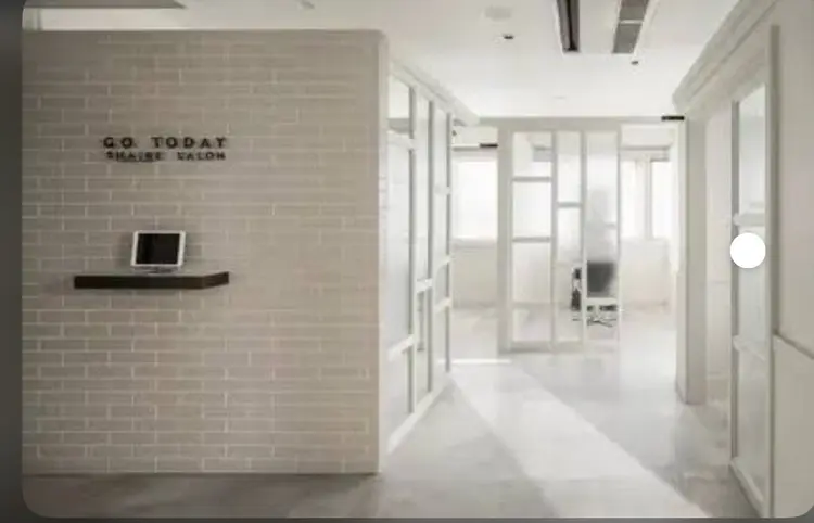 GO TODAY SHAiRE SALON横浜店の内観・外観1