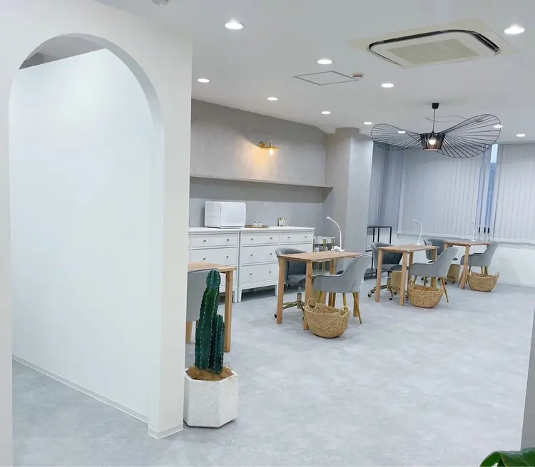 Zina nail 浦安の内観・外観2