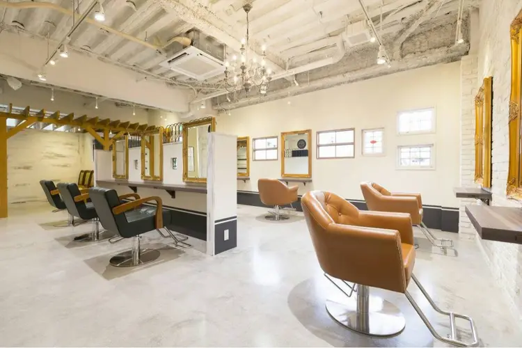 hair resort Blissの内観・外観2