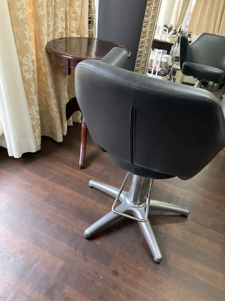 KITTY立川店の内観・外観1