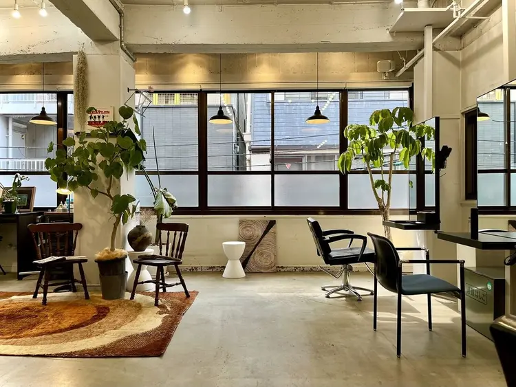 LEBの内観・外観1