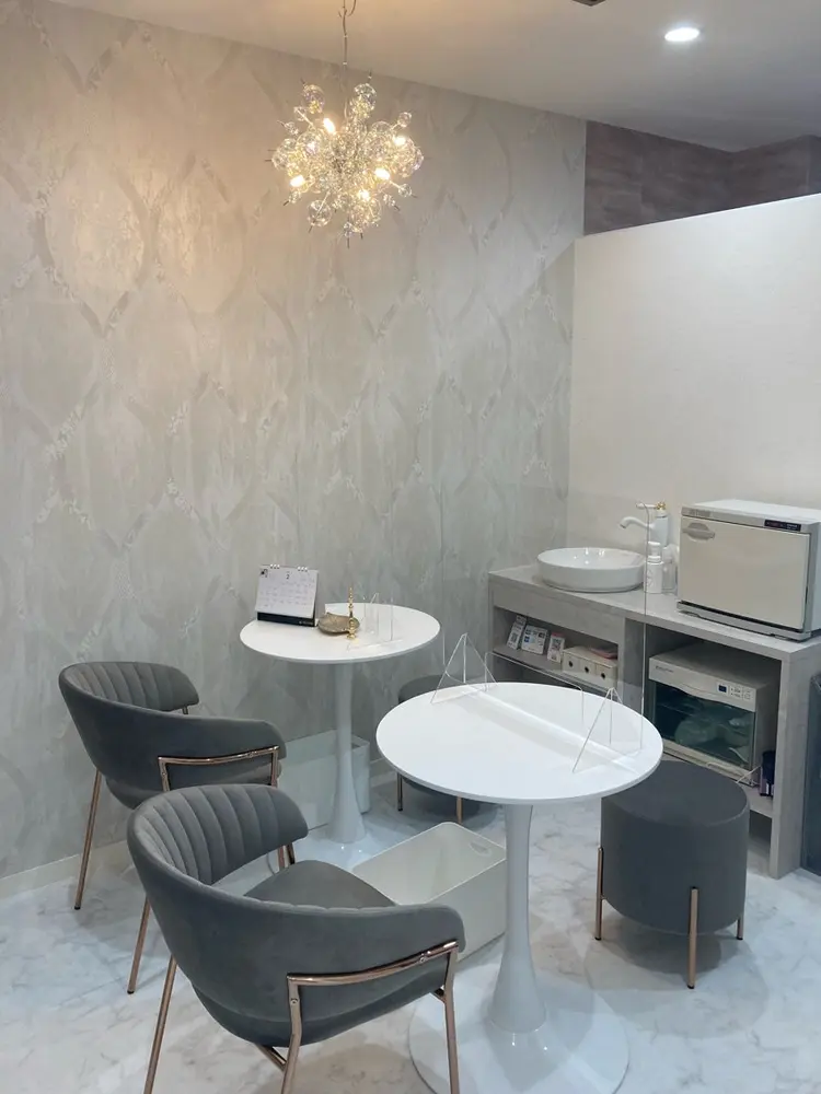 メナードフェイシャルサロン泉ヶ丘駅前の内観・外観3