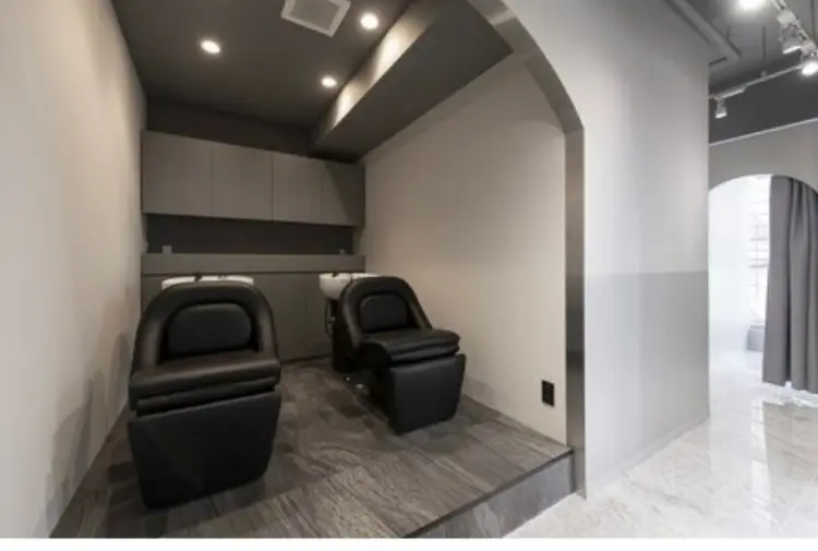 SALOWIN下北No.R店の内観・外観3