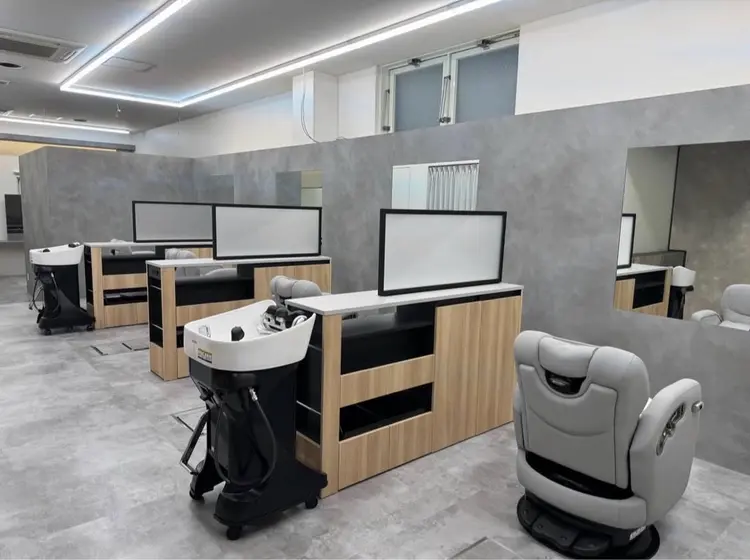 L studio心斎橋店【エルスタジオ】の内観・外観1