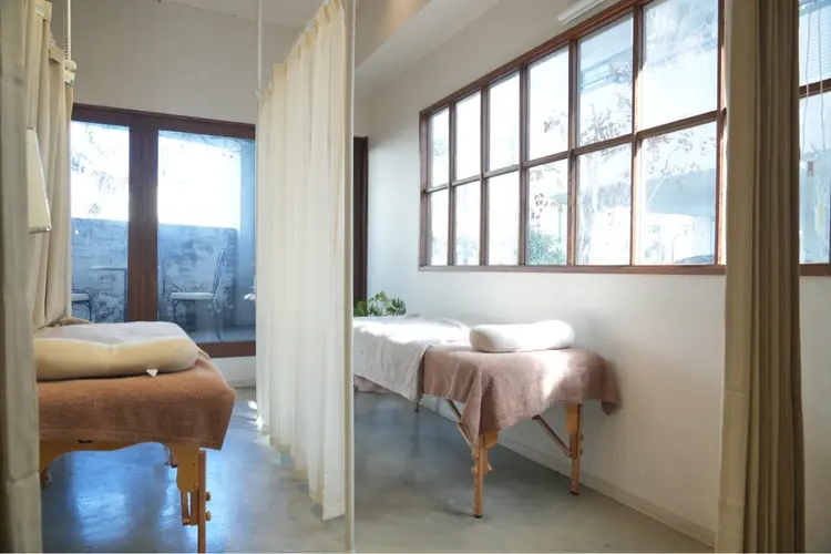 lino eyelash&eyebrow淡路店の内観・外観2