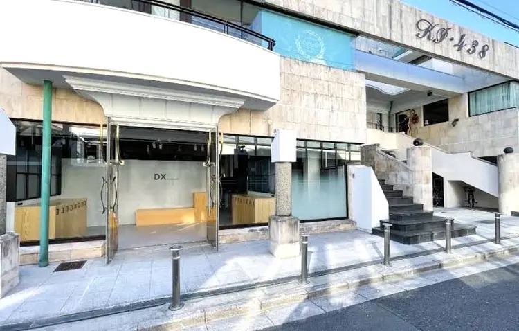 DX SHARE SALON 原宿店の内観・外観1