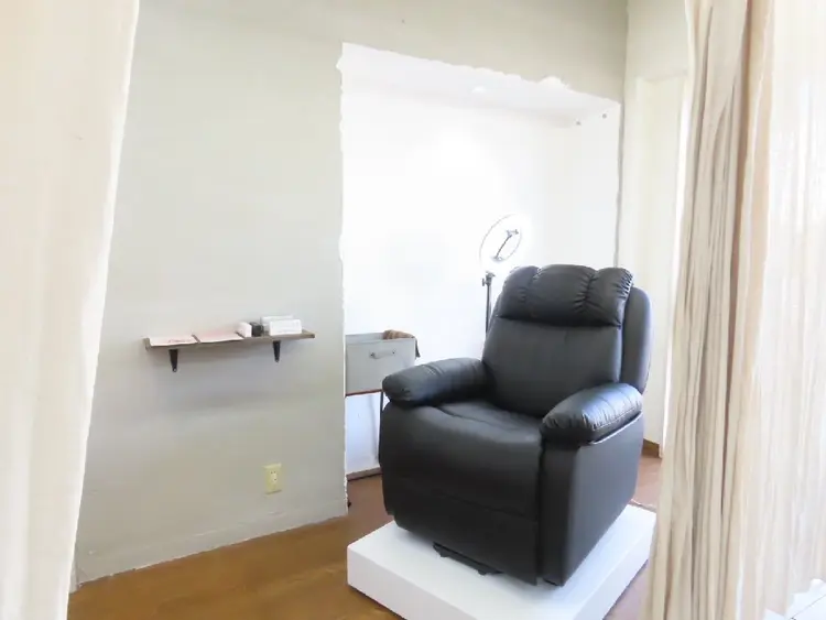 giraffe  Eyelash  【ジラフ】の内観・外観1