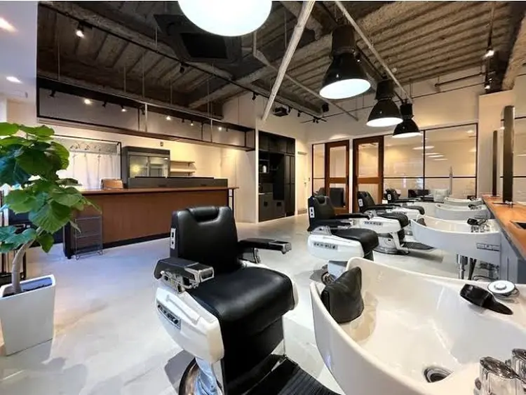 FREAK BARBER SHOP河原町三条店の内観・外観3