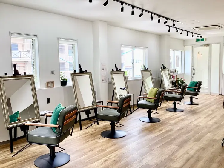 セカンドコラボの内観・外観2