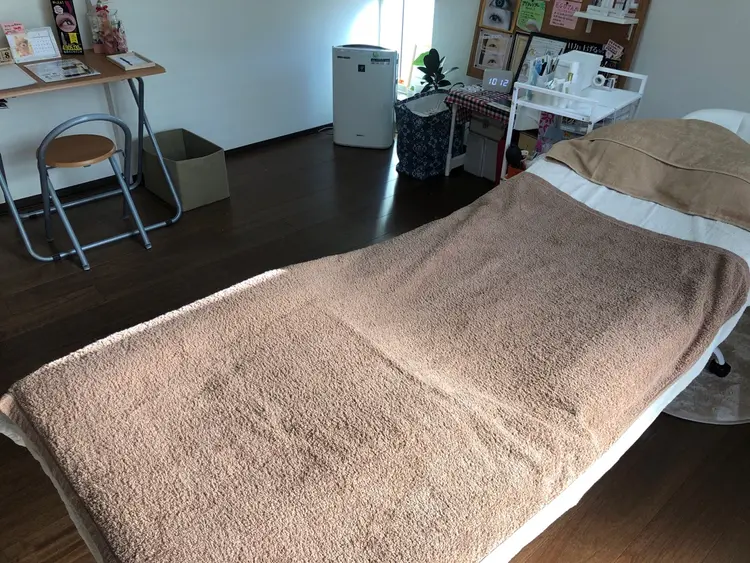 K&E lasheの内観・外観2